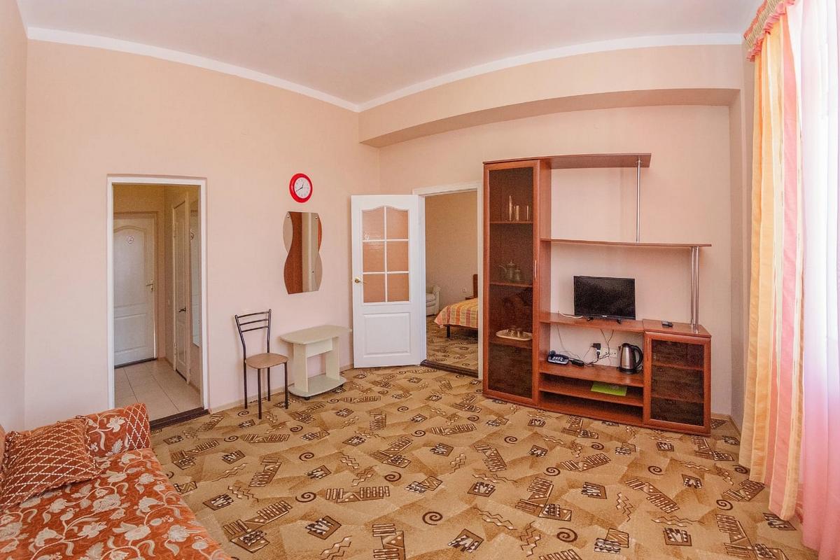 Пансионат Охта Анапа. Отель Анапский Бриз Анапа. The Room Анапа. Вид с балкона Анапский Бриз.