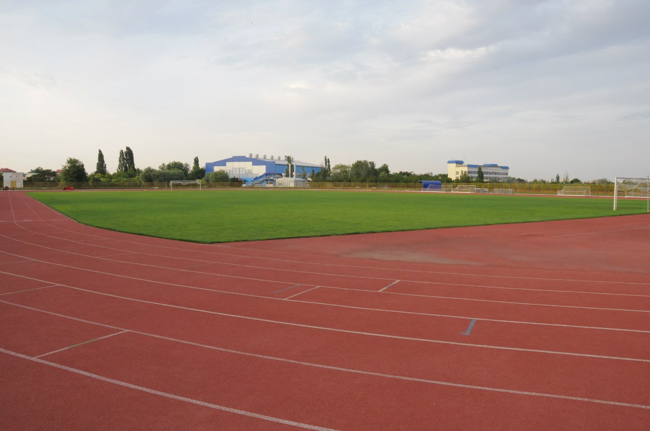 Олимпийский легкоатлетический стадион